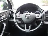 Škoda Karoq (2019) 1.0 TSI 85kW ACC + KAMERA - náhled 16