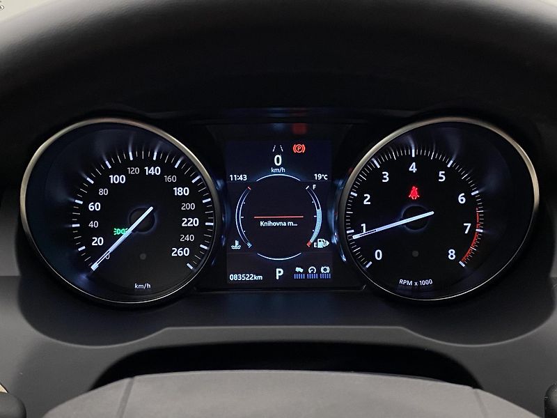 Land Rover Range Rover Evoque Si4 HSE AWD AUT CZ REZERVACE - fotka 25 z 38