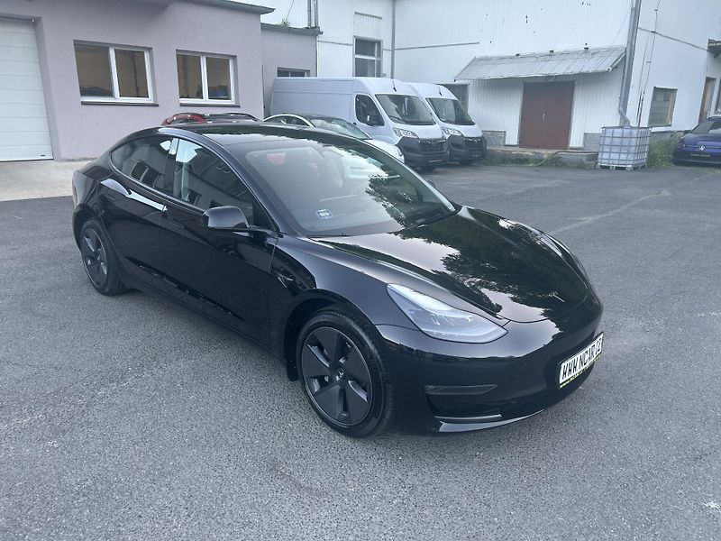 Tesla Model 3 LONG RANGE DUAL MOTOR SOH 96% - fotka 3 z 54