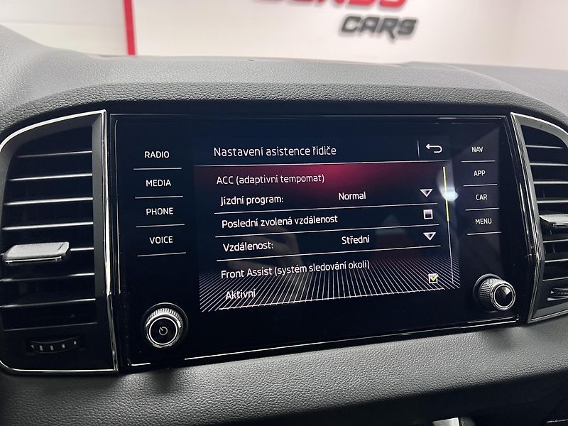 Škoda Karoq 2.0 TDI 110 KW 4x4 DSG - fotka 31 z 36
