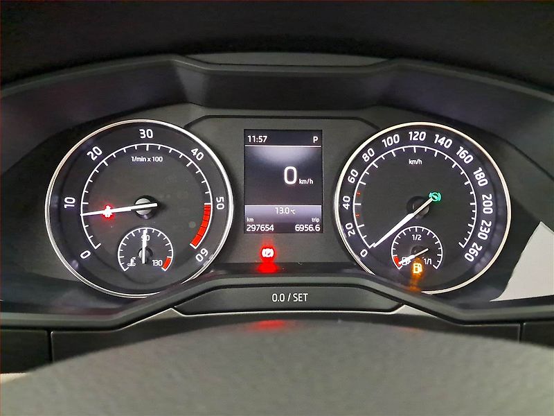 Škoda Superb (2018) 2.0 TDI, Automat, Bi-Xenony - fotka 11 z 22