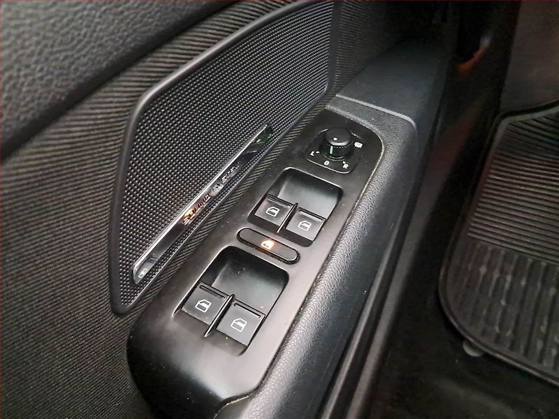 Škoda Superb (2014) Ambition 2.0 TDI, Serv.kniha - fotka 25 z 27