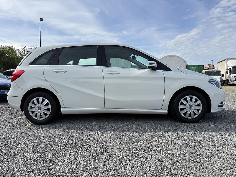 Mercedes-Benz Třídy B B180 1.6 90kW ČR - fotka 4 z 18