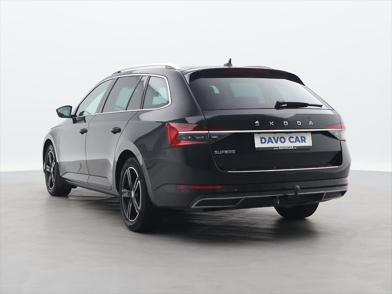 Škoda Superb 2.0 TDI 110kW Style DSG Tažné - fotka 5 z 32