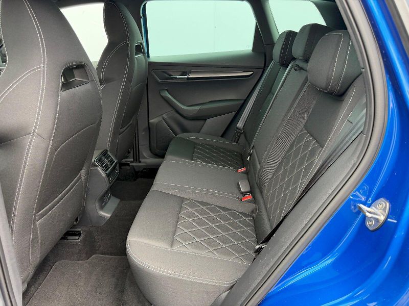 Škoda Karoq (2024) 2.0 TSI 140kW DSG 4x4 SportLin - fotka 24 z 35
