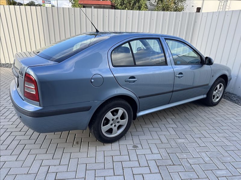 Škoda Octavia 1,9 TDI TOUR TRUMF původ ČR - fotka 13 z 50