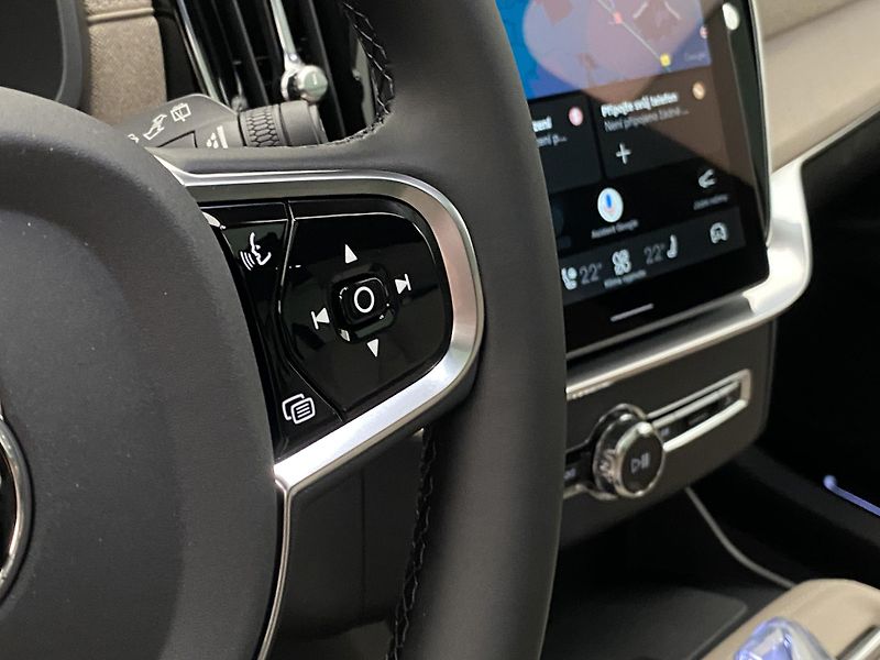 Volvo XC90 (2026) T8 AWD Plug-in BRIGHT ULTRA - fotka 29 z 77