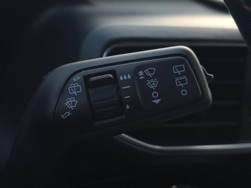 Ford Explorer (2021) ST-Line 3.0 PHEV 336kW, ČR, 1. - fotka 14 z 30