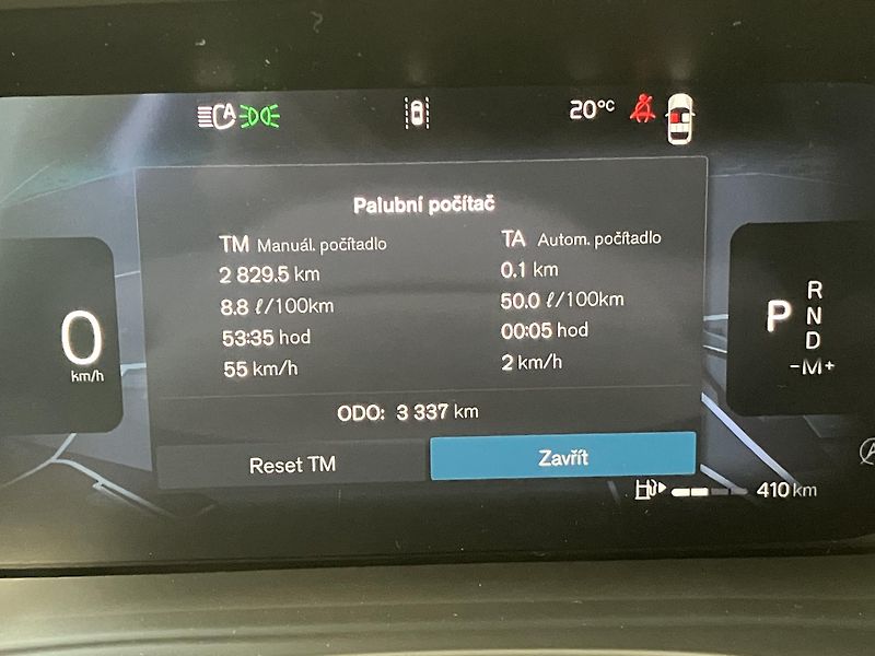 Volvo XC60 B5 AWD Ultra Bright-REZERVACE - fotka 28 z 53