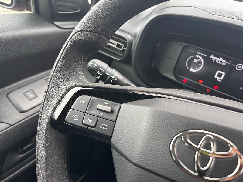 Toyota ProAce City 1.5 D-4D Extra CrewCab Active - fotka 16 z 25