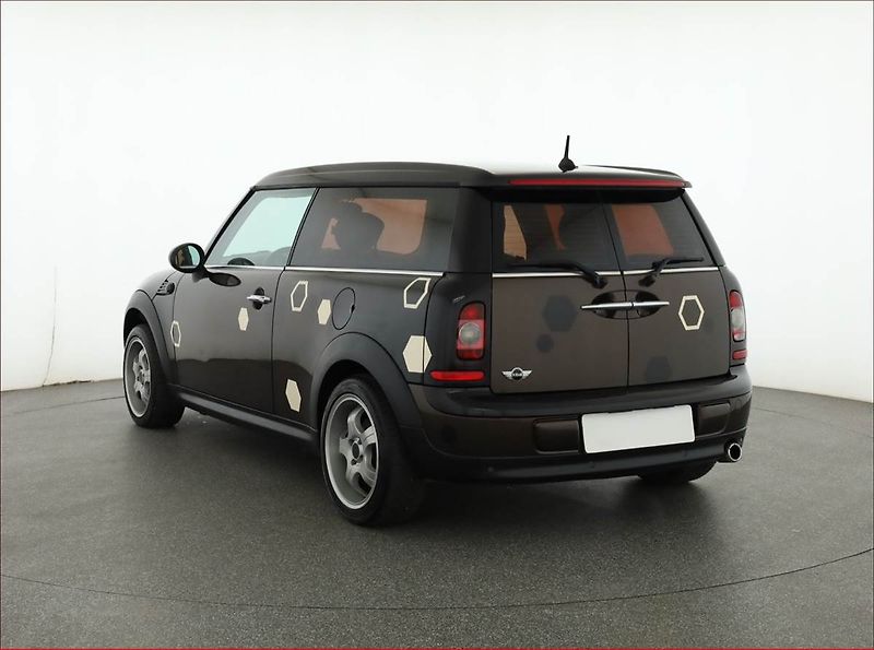 Mini Clubman (2009) Cooper, jezdí výborně - fotka 4 z 14