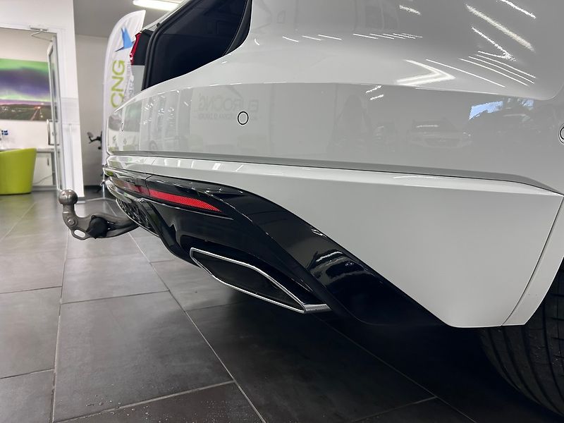 Volkswagen Touareg (2023) TDI 210kW facelift 2024 | Zár1 - fotka 16 z 80