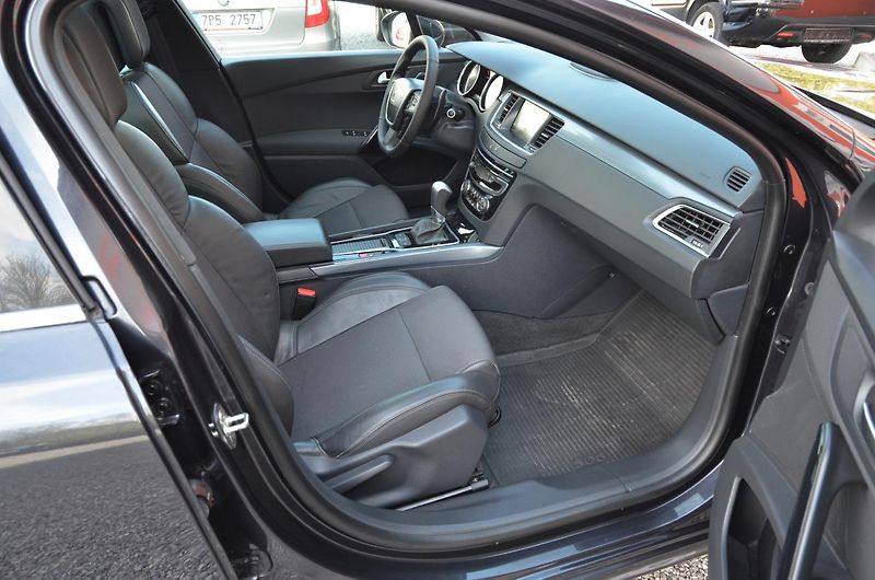 Peugeot 508 (2017) SW 2.0 HDi 133kW AT / PANORAMA - fotka 11 z 27