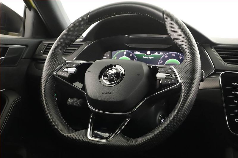 Škoda Superb (2020) Sportline iV 1.4 TSI PHEV - fotka 22 z 29
