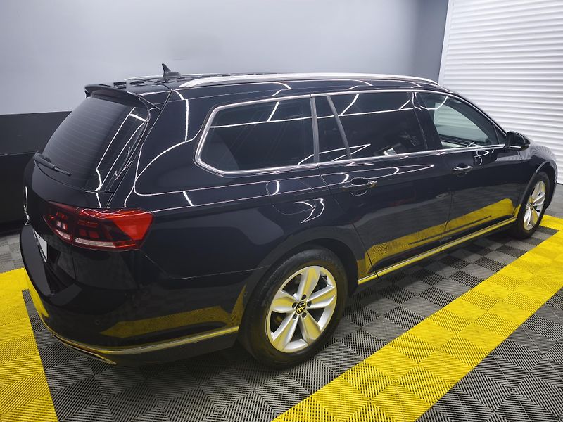 Volkswagen Passat Variant (2022) 2.0TDI 1. Majitel, DSG - fotka 9 z 35