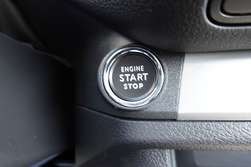 Toyota ProAce Verso 2.0 Diesel 177 - 8 AT VIP 7S S - fotka 26 z 38
