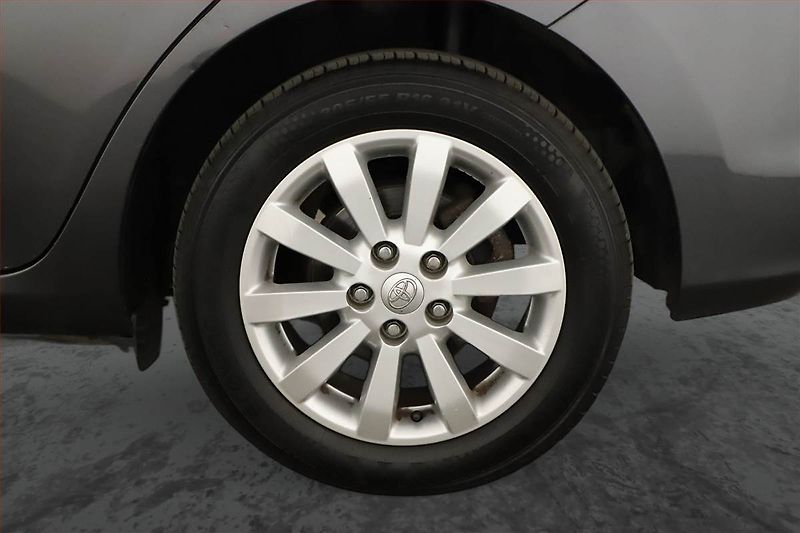 Toyota Auris (2011) 1.6 Valvematic, ČR,1.maj - fotka 11 z 15