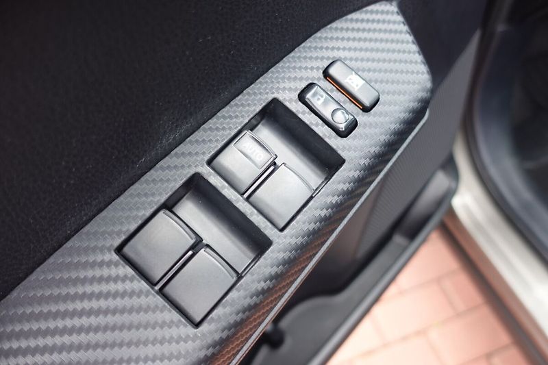 Toyota RAV4 2.0 VVTi Multidrive S  Active - fotka 9 z 33