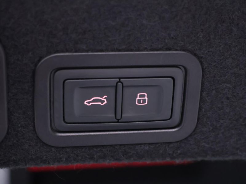 Audi A6 3,0 TDI 235kW Aut. quattro DPH - fotka 10 z 34