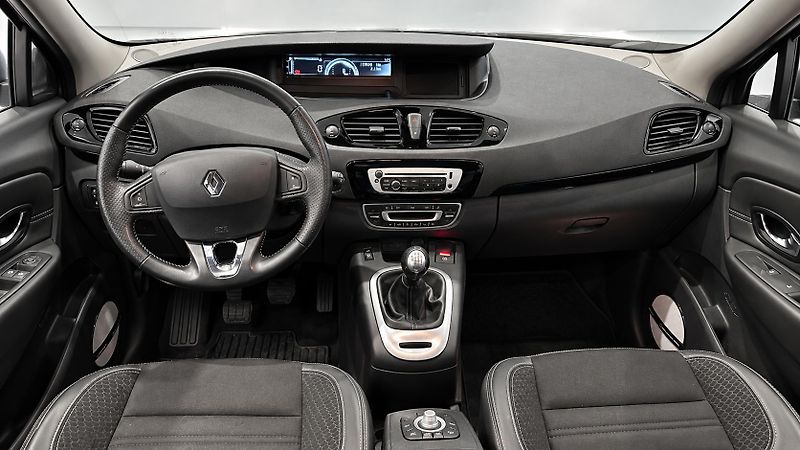 Renault Scénic (2014) - fotka 18 z 20