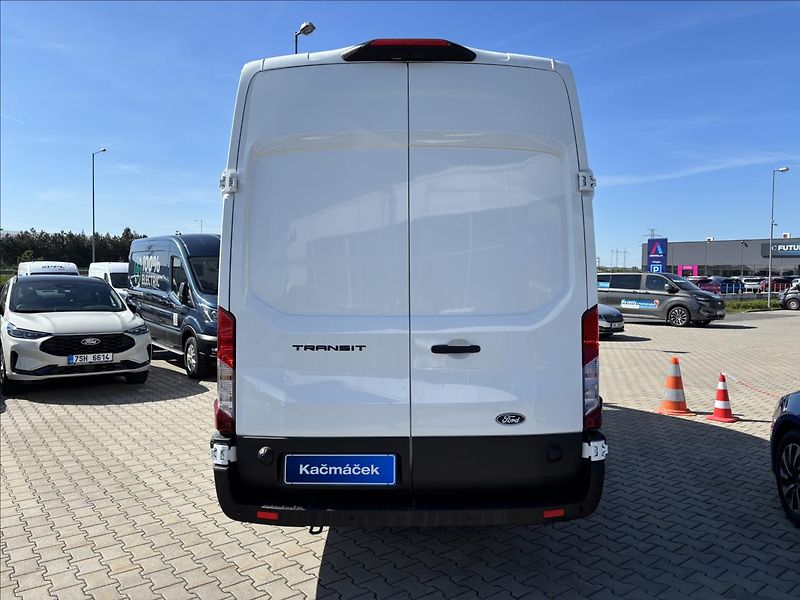 Ford Transit 2,0 Trend 96kW L4H3 DPH - fotka 4 z 35