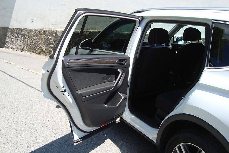 Volkswagen Tiguan Allspace (2023) 2.0TDi, AUT - fotka 23 z 73