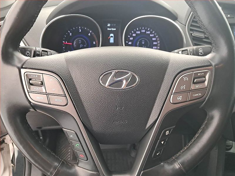 Hyundai Santa Fe (2015) 2.2 CRDi, 4X4, Automat - fotka 18 z 18