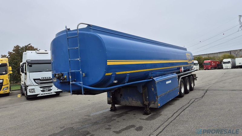 Schwarzmüller TS3E 5-ti komor. cisterna ADR - fotka 2 z 13