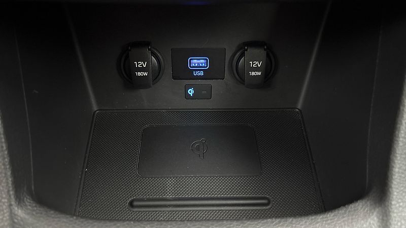 Hyundai i30 1.0 T-GDI Family Smart Kombi - fotka 22 z 24