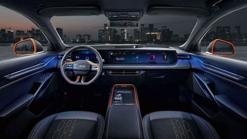 Ford Evos by měl podle řady zdrojů časem nahradit Mondeo