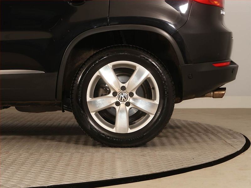 Volkswagen Tiguan (2014) 2.0 TDI, 4X4, Navi, Tempomat - fotka 15 z 18