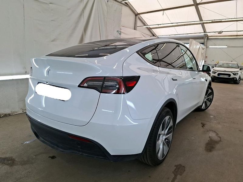 Tesla Model Y (2022) AWD Long Range    PŘIPRAVUJEME - fotka 4 z 10