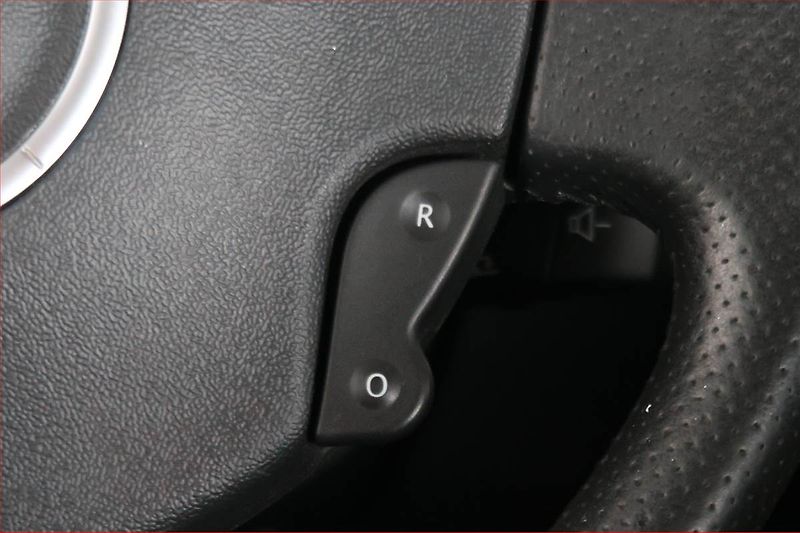 Renault Mégane (2009) 1.5 dCi, nová STK, Klima - fotka 16 z 19