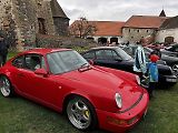 Sraz vozů Porsche ve Švihově na hradě.