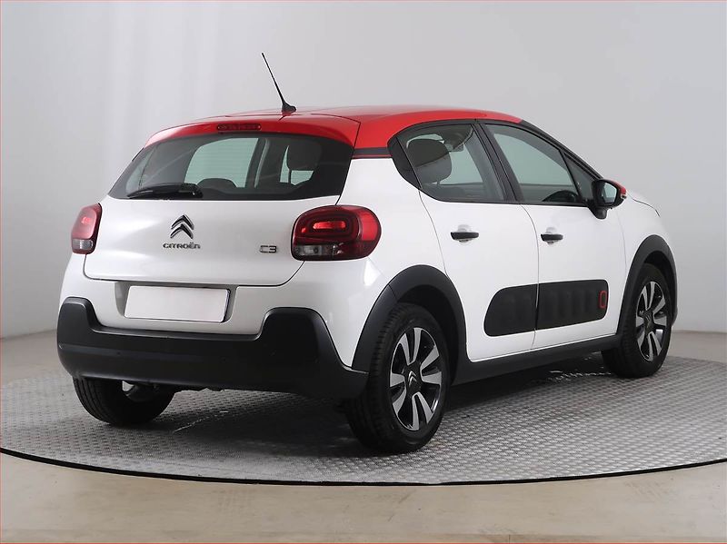 Citroën C3 (2019) 1.2 PureTech, Serv.kniha, Navi - fotka 5 z 14
