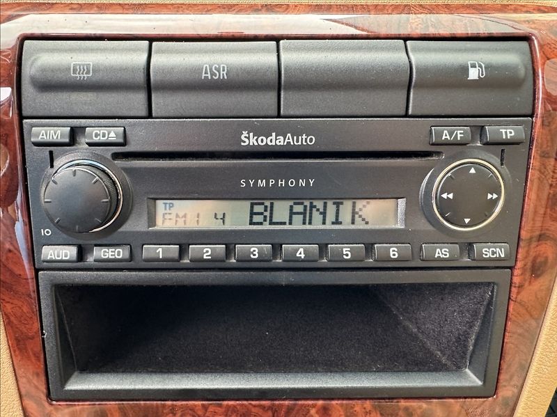 Škoda Octavia 1,9 TDI 81kW ELEGANCE původ ČR - fotka 37 z 48