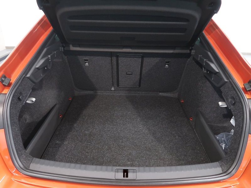 Škoda Octavia (2026) SPORTLINE 2.0TDI DSG CANTON LE - fotka 42 z 44