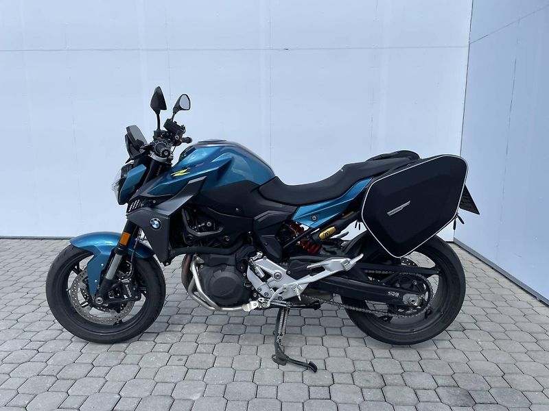 BMW (2025) F 900 R - fotka 7 z 13
