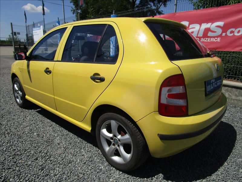 Škoda Fabia 1.2HTP - fotka 6 z 37