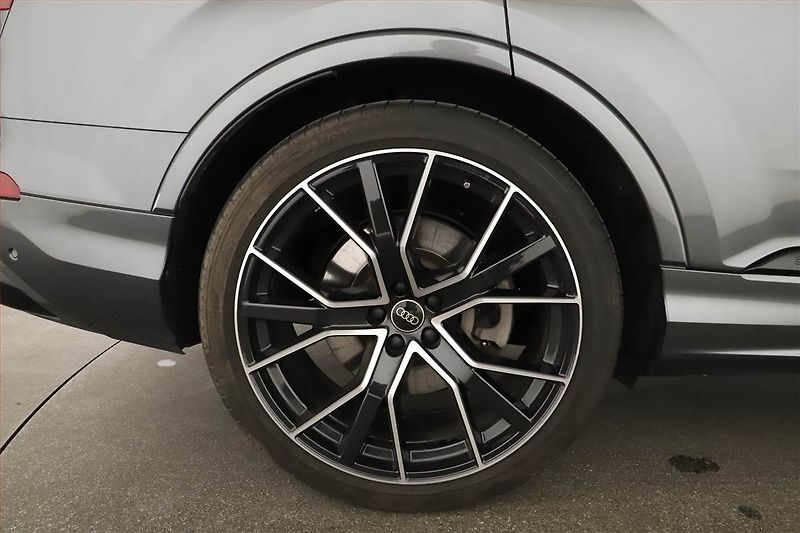 Audi Q7 (2023) 50 TDI - fotka 20 z 20