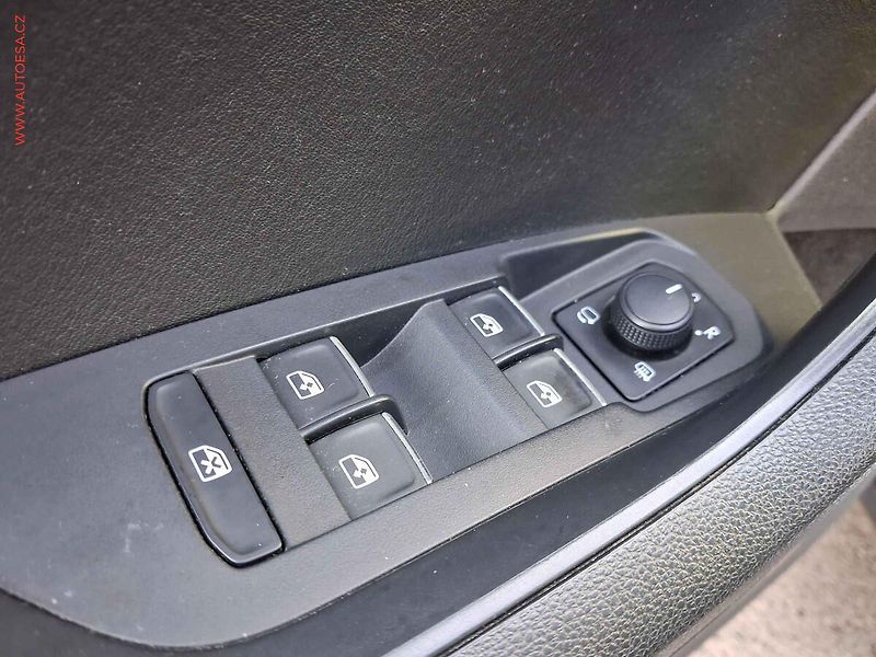 Škoda Kodiaq (2018) 2.0 TDI, DSG, navi, LED - fotka 13 z 18
