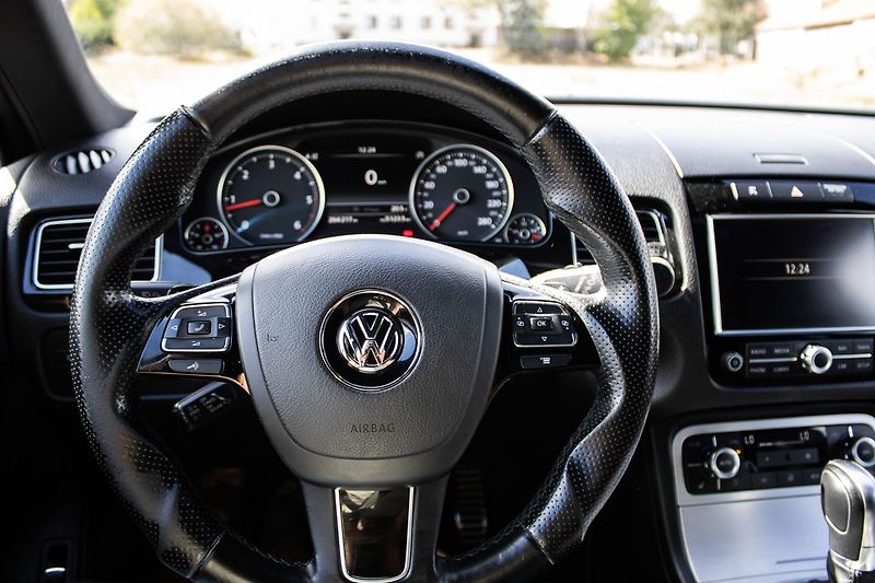 Volkswagen Touareg - fotka 24 z 40