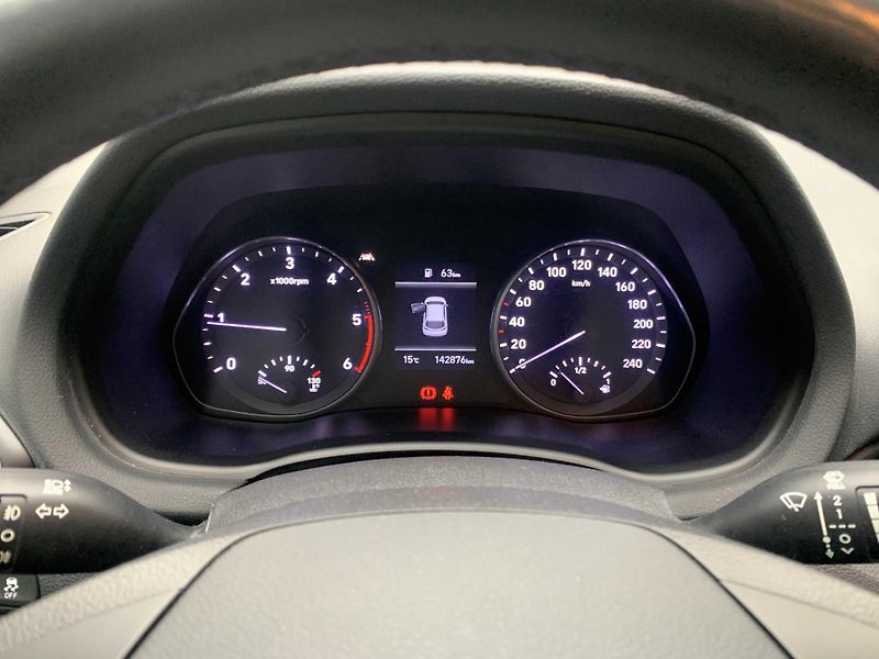 Hyundai i30 1.6 CRDi 85 kW 1.MAJITEL DPH - fotka 16 z 17