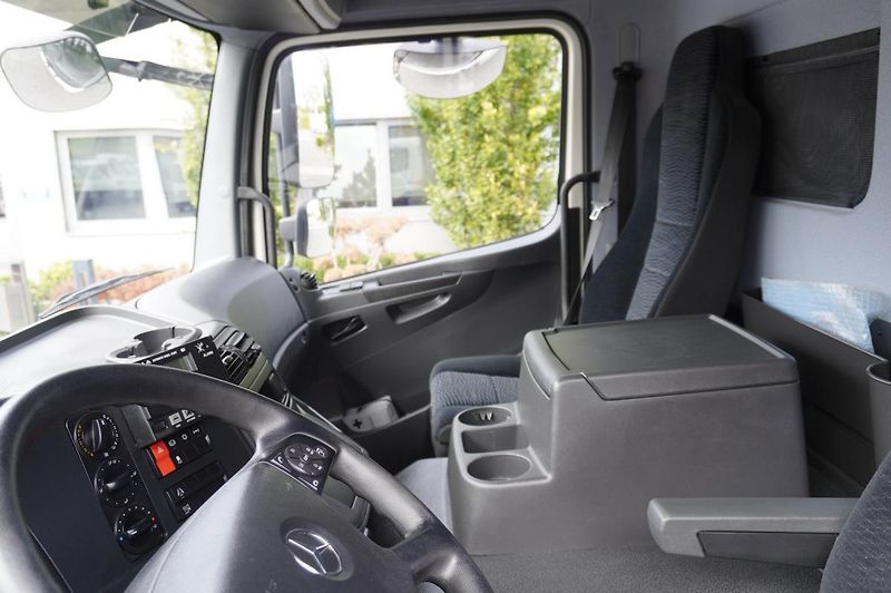 Mercedes-Benz (2018) Atego 1530 E6 Lamberet refrige - fotka 13 z 30