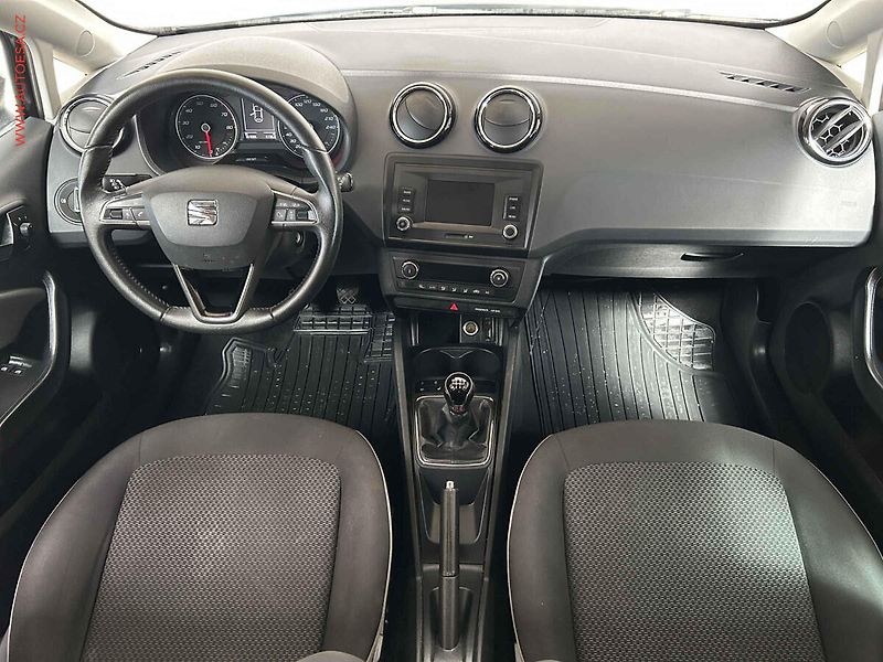 Seat Ibiza (2015) 1.2 TSi, Style - fotka 8 z 17