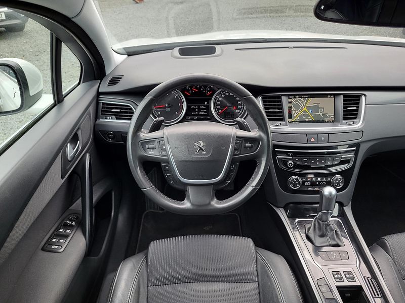 Peugeot 508 2.0 BlueHDi 180k EAT6 ALLURE - fotka 9 z 48
