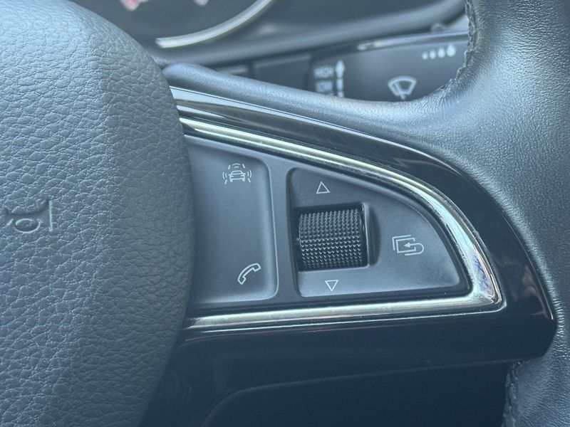 Škoda Superb (2018) III 2.0TDi MAN Style Kessy RZV - fotka 28 z 48