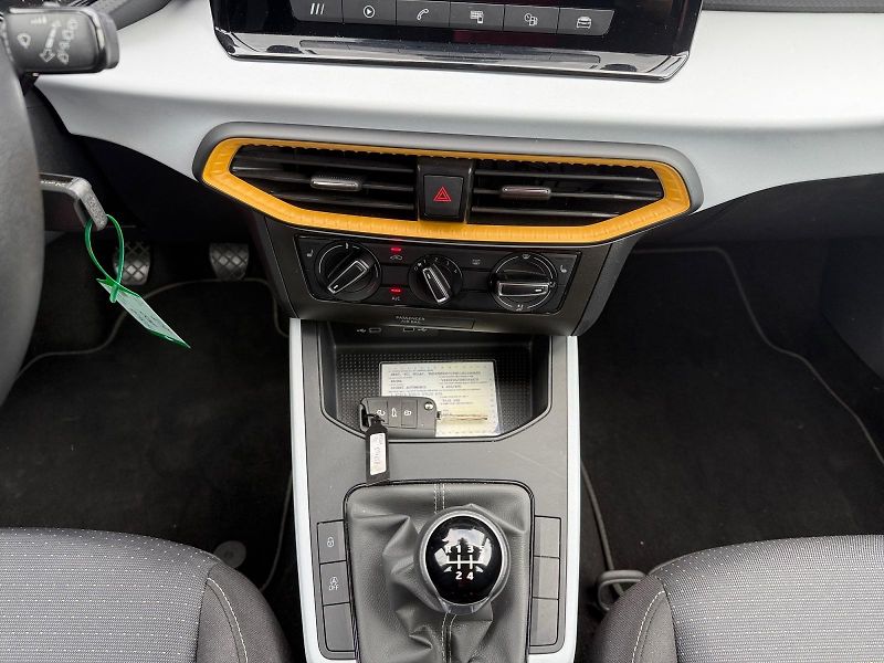Seat Arona (2022) STYLE 1.0TSI 70kW CZ DPH - fotka 10 z 11