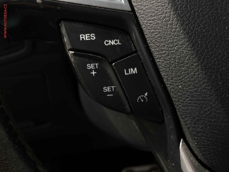 Ford S-MAX (2019) 2.0 TDCi, AT - fotka 14 z 20
