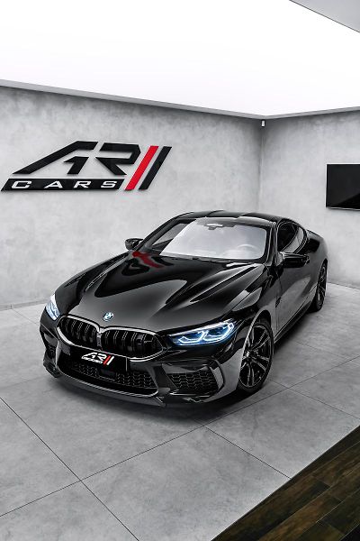 BMW M8 Coupe Competition Night Carbon - fotka 3 z 23